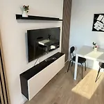 Tiny Top-floor Apt. 2 - Apolonialiving Appartement *