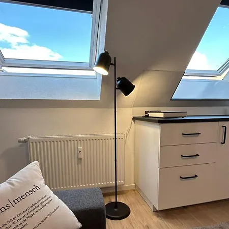 Apartamento Cozy Design Top-floor In Karlsruhe-mühlburg - Apolonialiving - Apt2 *