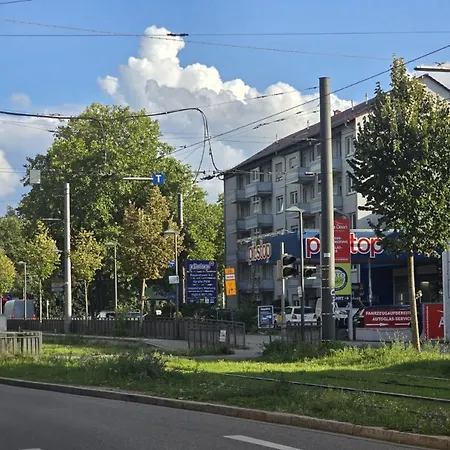 Cozy Design Top-floor In Karlsruhe-mühlburg - Apolonialiving - Apt2 Appartement